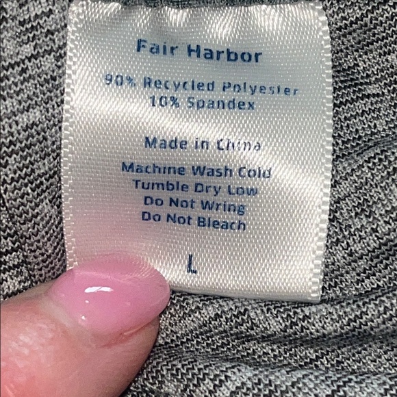 Fair Harbor men’s The One Short (Liner) – Green swim trunks size large - Picture 6 of 10